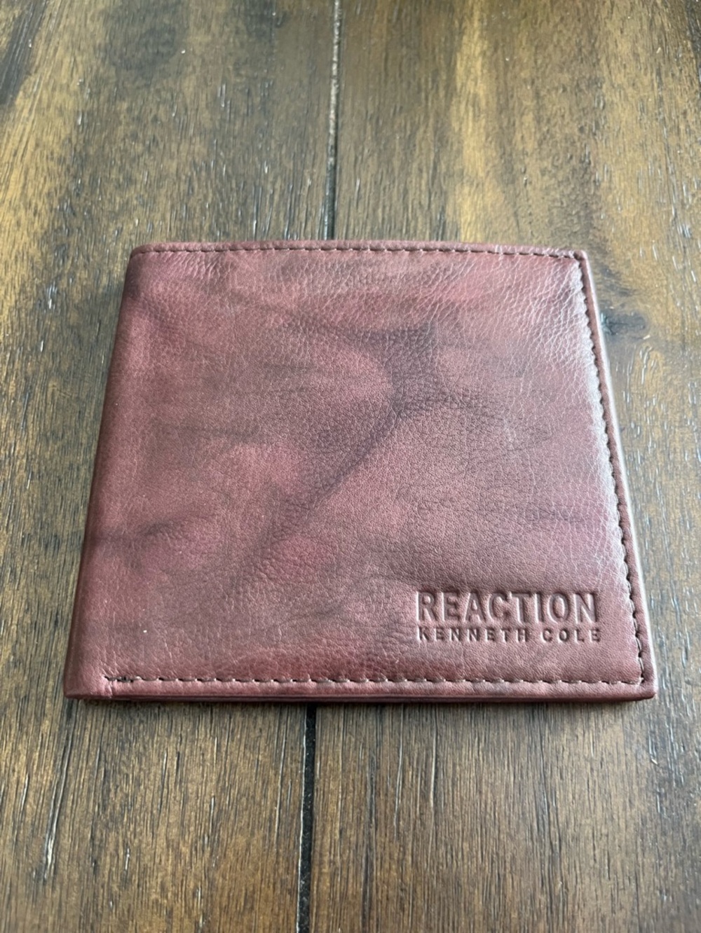 Kenneth Cole Reaction Men's Brown Leather Bifold Wallet: See Description